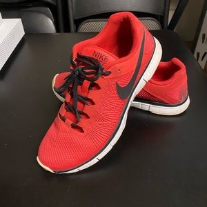 Nike free run (Used) Size 9.5